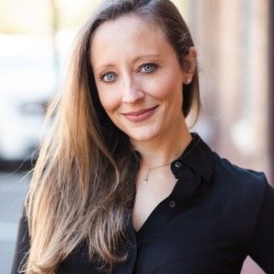 Meet your Posher, Mary e